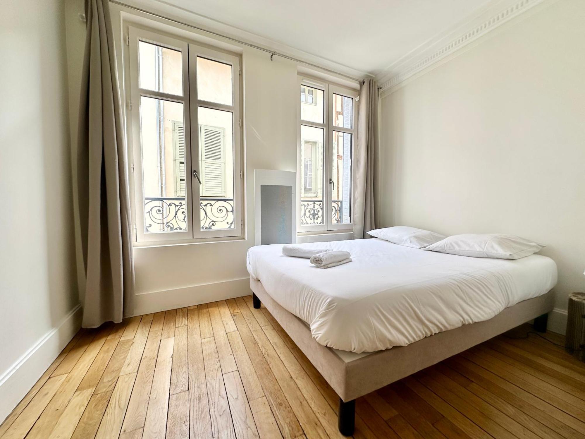 L'Haussmannien, Splendide Et Lumineux Apartamento Limoges Exterior foto